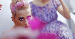 Katy Perry GIF. Artiesten Katy perry Gifs Fotoset Roar 