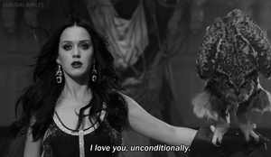 Katy Perry GIF. Muziek Bioscoop Artiesten Vrijdag Katy perry Gifs Teenage dream Rebecca black 