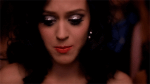 Katy Perry GIF. Muziek Artiesten Sneeuw Katy perry Gifs Vevo Muziekvideo Unconditionally 