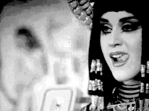 Katy Perry GIF. Artiesten Katy perry Gifs Een zonnebril 