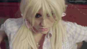 Kesha GIF. Artiesten Ogen Sexy Gifs Kesha Blond De liefde C&amp;#39;mon 