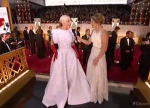 Lady Gaga GIF. Artiesten Lady gaga Golf Gifs Golvend Rode loper Oscars 2015 Intake gesprek Oscars rode loper 