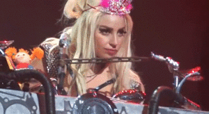 Lady Gaga GIF. Artiesten Lady gaga Gifs Artpop Gaga Zo geboren Moeder monster Kleine monsters Pop cultuur The bor 