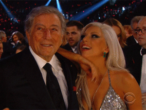Lady Gaga GIF. Muziek Taart Artiesten Lady gaga Gifs Zinvol Ondergoed Nom nom nom 