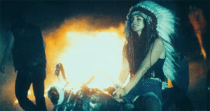 Lady Gaga GIF. Muziek Artiesten Lady gaga Gifs 2013 Ama American music awards Rode loper Wit paard 