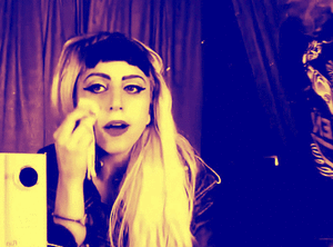 Lady Gaga GIF. Bioscoop Artiesten Lady gaga Oranje Lady Gifs Lana del rey Fotoset Mode &amp;amp; beauty Machete k 