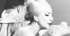 Lady Gaga GIF. Artiesten Lady gaga Gifs Fotoshoot Zwang Gaga Mijn 2 
