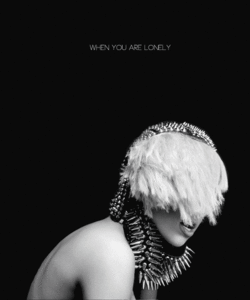 Lady Gaga GIF. Muziek Artiesten Lady gaga Kus Gifs 2013 Ama American music awards Rode loper 