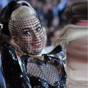 Lady Gaga GIF. Artiesten Lady gaga Gifs Reactie 