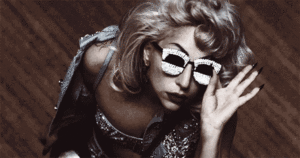 Lady Gaga GIF. Artiesten Lady gaga Gifs Mislukken Prestatie Mic Een backup danser 