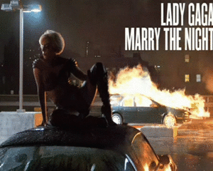 Lady Gaga GIF. Muziek Artiesten Lady gaga Gifs Knal Judas 