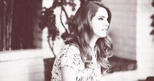 Lana Del Rey GIF. Artiesten Gifs Lana del rey Verwonderd Gelukkig 