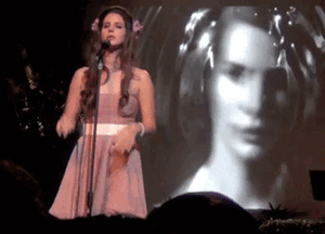 Lana Del Rey GIF. Afscheid Artiesten Golf Hallo Gifs Lana del rey Golvend He Yo Sup 