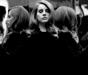 Lana Del Rey GIF. Artiesten Fietsers Tv Gifs Lana del rey Weg Woestijn Lana del rey rit 