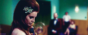 Lana Del Rey GIF. Artiesten Gifs Lana del rey Blauw fluweel Verdriet zomer 