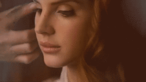 Lana Del Rey GIF. Artiesten Gifs Lana del rey Hipster Schoonheid Borstel Ride 