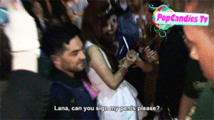 Lana Del Rey GIF. Artiesten Gifs Lana del rey Body elektrische 