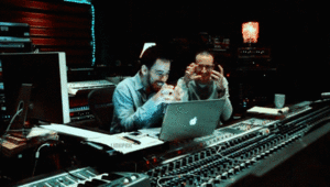 Linkin Park GIF. Artiesten Linkin park Tv Gifs Kruipen 
