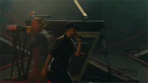 Linkin Park GIF. Artiesten Linkin park Gifs Mike shinoda 