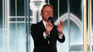 Macklemore GIF. Artiesten Gifs Macklemore Dragen En we dansten 