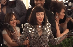 Madonna GIF. Artiesten Vogue Madonna Gifs 90s Kostuums Blonde ambitie 