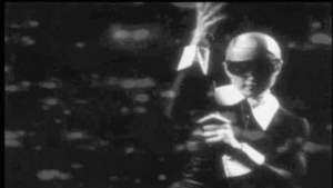 Madonna GIF. Artiesten Vogue Madonna Gifs Zwart en wit Muziekvideo Sla stellen 