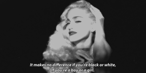 Madonna GIF. Artiesten Madonna Zonnebril Gifs &amp;#39;80 Zwart en wit Fotoshoot 
