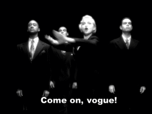 Madonna GIF. Artiesten Madonna Armbanden Zonnebril Gifs Fotoshoot Madge 