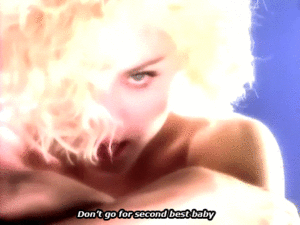 Madonna GIF. Artiesten Madonna Gifs De look Me against the music 