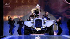 Madonna GIF. Artiesten Makeup Madonna Gifs Wenkbrauwen Hbic 