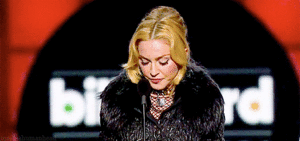 Madonna GIF. Artiesten Madonna Gifs Relaxed Zwart en wit Truth or dare 