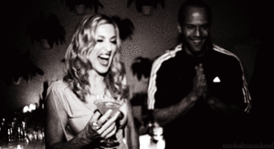 Madonna GIF. Artiesten Vogue Madonna Gifs Lachend Glimlachen Naakt Zwart en wit 