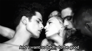 Madonna GIF. Artiesten Madonna Gifs 2012 Wenk Mdna Music Koningin van de pop Vinger guns 