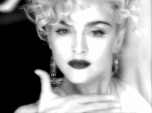 Madonna GIF. Artiesten Madonna Gifs Breuk Omgaan 1994 Verhaaltje voor het slapengaan Gwen stafani 