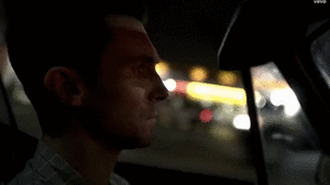 Maroon 5 GIF. Artiesten Gifs Adam levine Maroon 5 Misery 