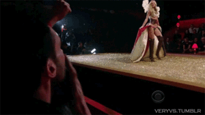 Maroon 5 GIF. Artiesten Rihanna Gifs Maroon 5 