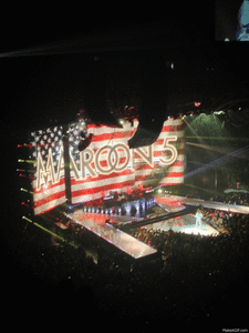Maroon 5 GIF. Muziek Artiesten Gifs Maroon 5 Concert 