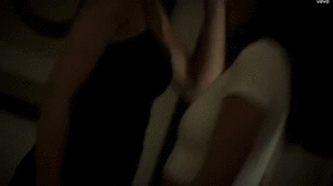 Maroon 5 GIF. Artiesten Gifs Maroon 5 She will be loved 