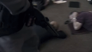 Maroon 5 GIF. Artiesten Gifs Adam levine Maroon 5 Kastanjebruin vijf 