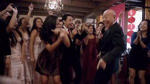Maroon 5 GIF. Artiesten Gifs Maroon 5 She will be loved 