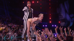 Miley Cyrus GIF. Artiesten Miley cyrus Gifs Miley 23 