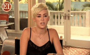 Miley Cyrus GIF. Artiesten Miley cyrus Gifs De mond vol tanden 
