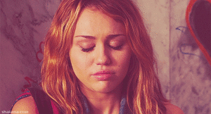 Miley Cyrus GIF. Muziek Artiesten Miley cyrus Tv Ruimte Gifs 2013 Katje Ama American music awards Abc 