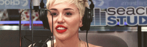 Miley Cyrus GIF. Artiesten Miley cyrus Gifs De mond vol tanden 