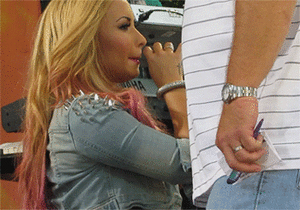 Miley Cyrus GIF. Artiesten Miley cyrus Gifs We cant stop 