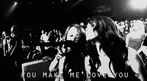 Miley Cyrus GIF. Artiesten Schattig Miley cyrus Gifs De mijne Wrecking ball Bangerz 