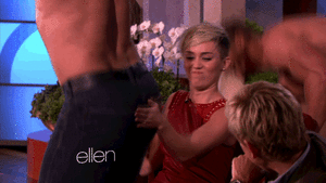 Miley Cyrus GIF. Artiesten Miley cyrus Gifs 2013 Snl 