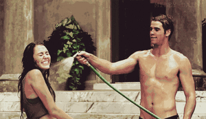 Miley Cyrus GIF. Artiesten Miley cyrus Gifs De mond vol tanden 