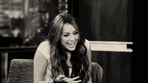 Miley Cyrus GIF. Artiesten Miley cyrus Gifs Knal Miley Cyrus 23 Nieuwe muziek video 
