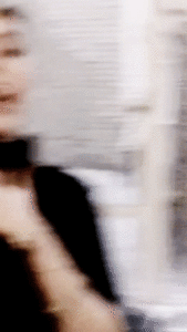 Miley Cyrus GIF. Artiesten Miley cyrus Tong Gifs 2013 Griezelig Likken Vreemd Snl 